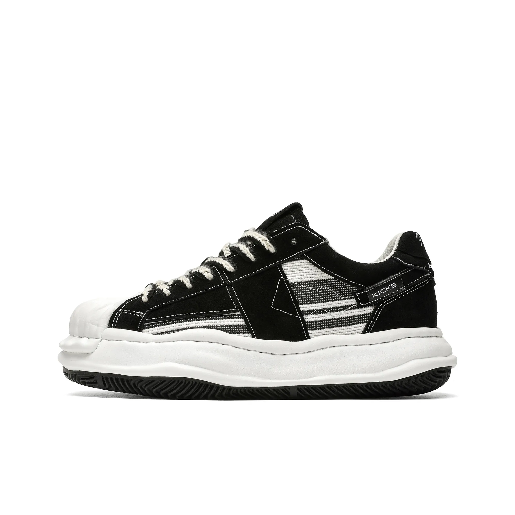 BUFFALO BOUND Slip-resistant Abrasion-resistant Low-top Skateboard Shoes Men's Black BUFFALO BOUND Противоскользящие Износостойкие Низкие Кеды для Скейтбординга Мужские Черные