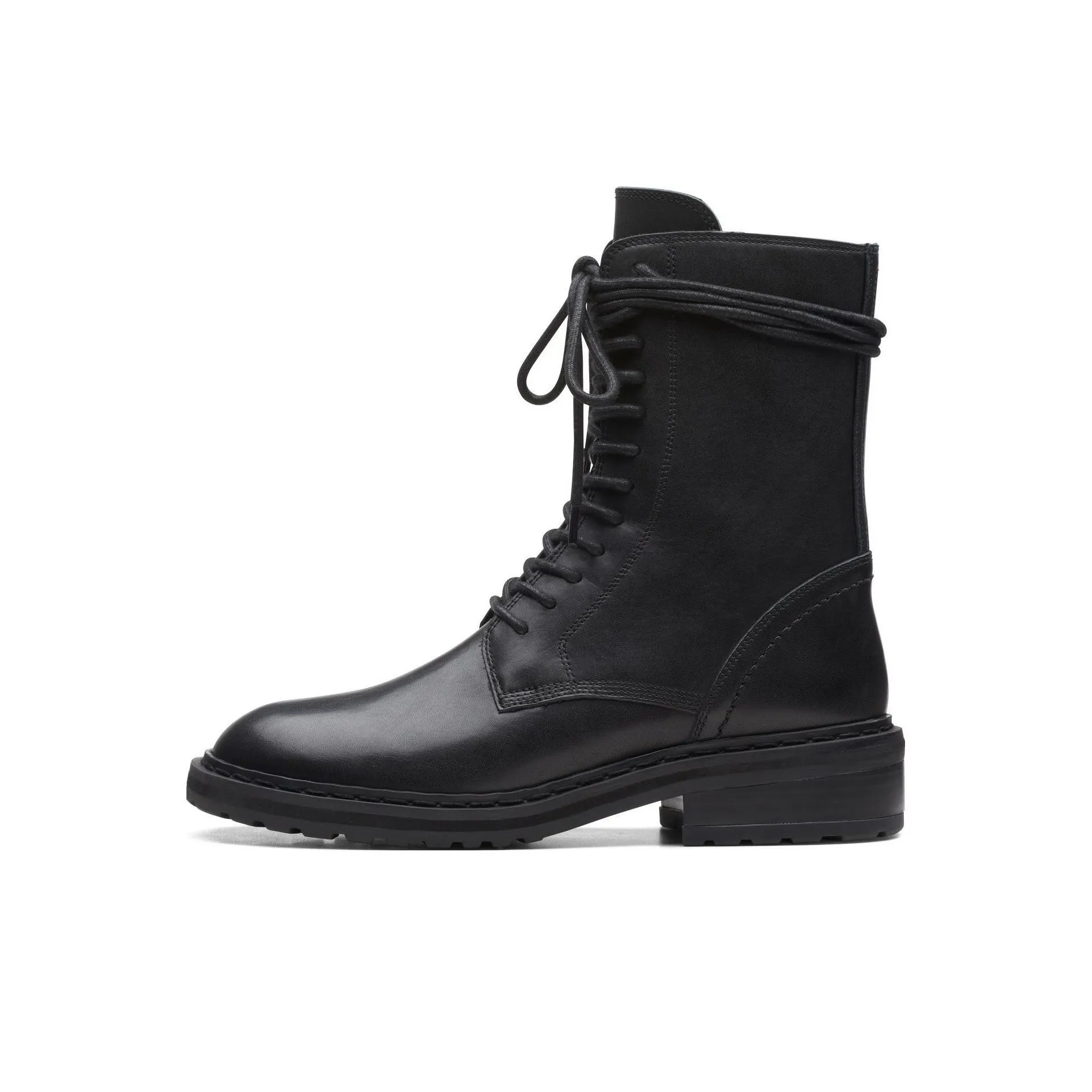 Clarks Martin Chukka boots Women's Black