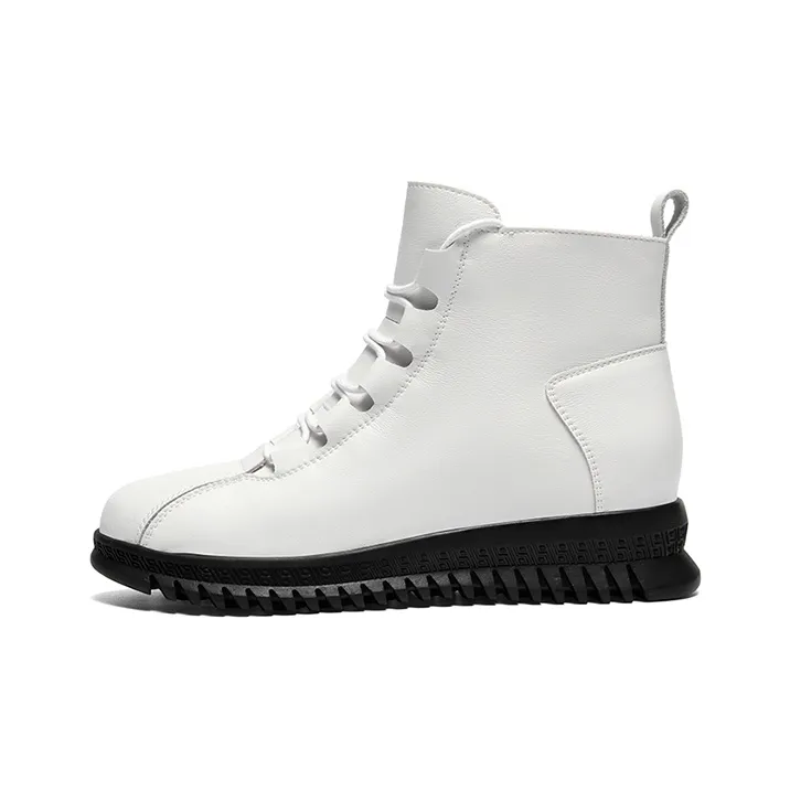 Shield Fox Ankle Boots Women's Ecru