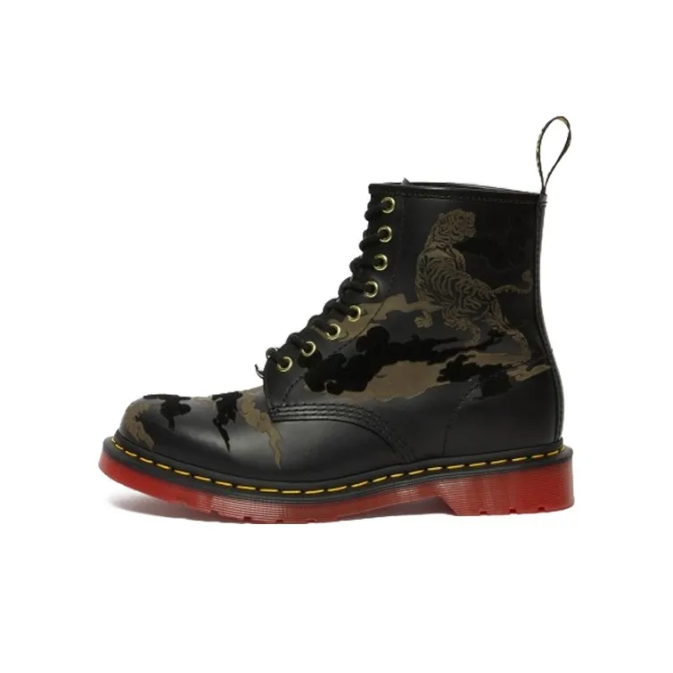 Dr. Martens Unisex 1460 Yott Martin Boots Black