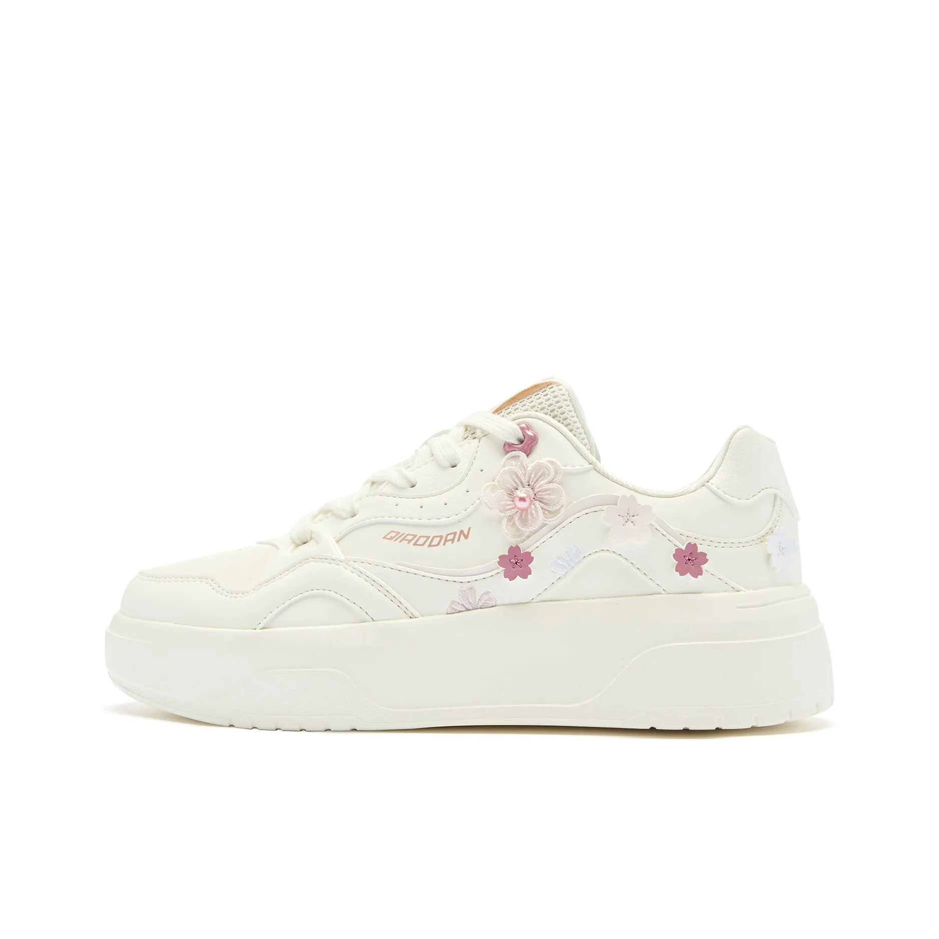 QIAODAN Anti-Slip Wear-Resistant Low-Top Skateboard Shoes Women's Beige Pink