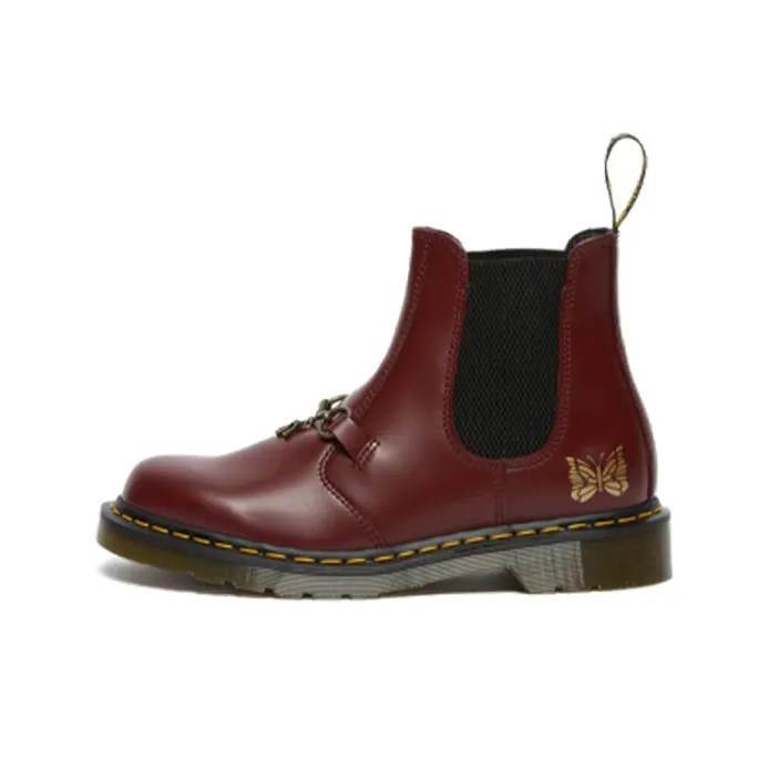 Step Up Your Style: The Best Dr. Martens Chunky Chelsea  display picture 1