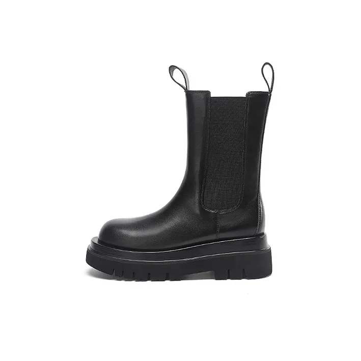 DAPHNE Short Chelsea Boots Women's Black