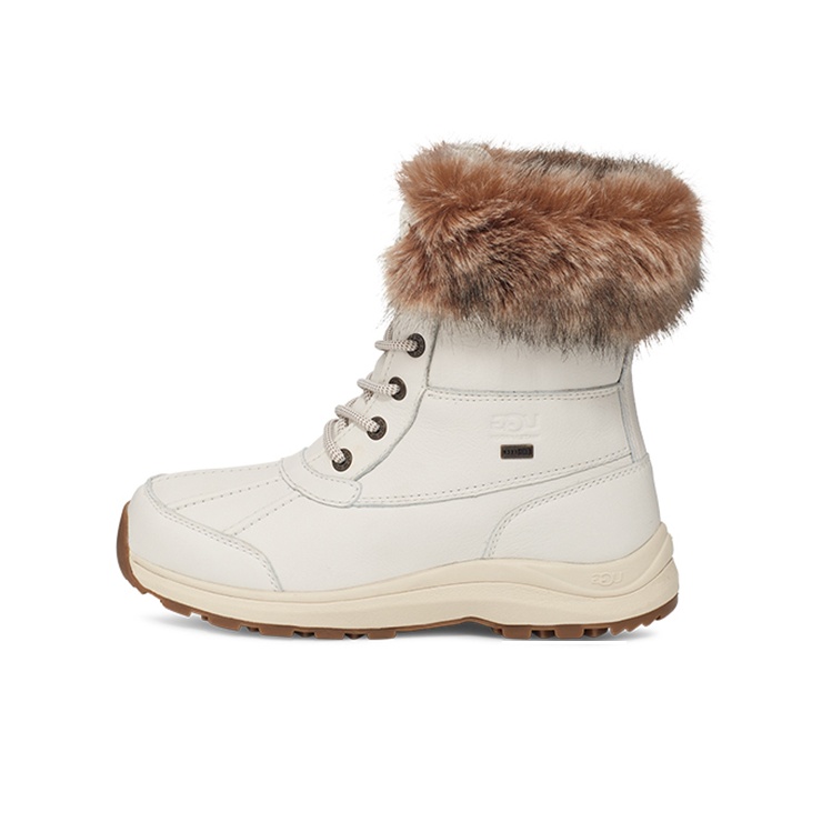 UGG ブーツ Discover the Best UGG Adirondack 111 Boots for 2024