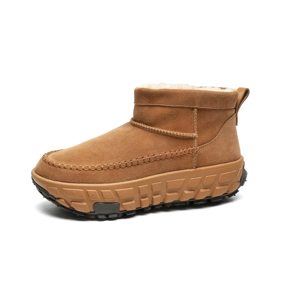 Add a retro touch to your sneaker line-up with the