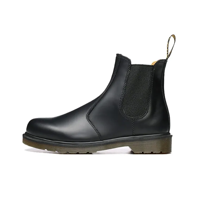 Dr. Martens 2976 Smooth Leather Chelsea Boot 'Black'