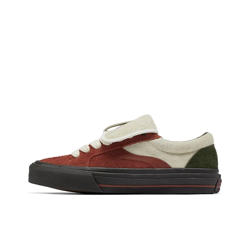 OddCIRKUS Wear-Resistant Slip-Resistant Low-Top Skateboard Shoes Unisex Winter Day Box Limited Edition
