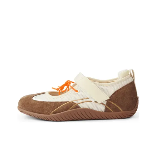 TOOMANYSHOES Повседневная обувь Низкий Верх Женская