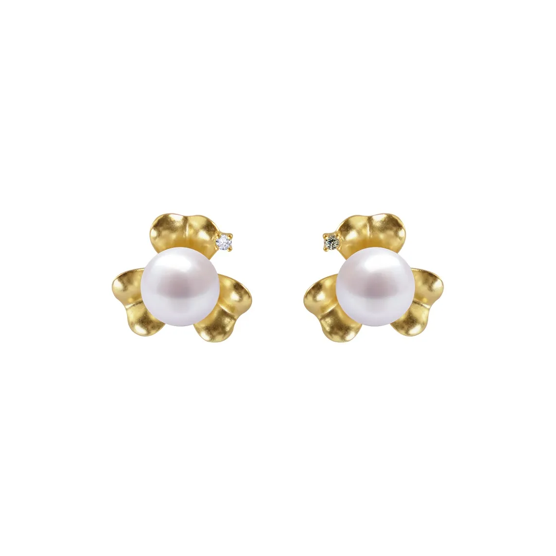 FREE ELF Freshwater Pearl Stud Earrings Women's