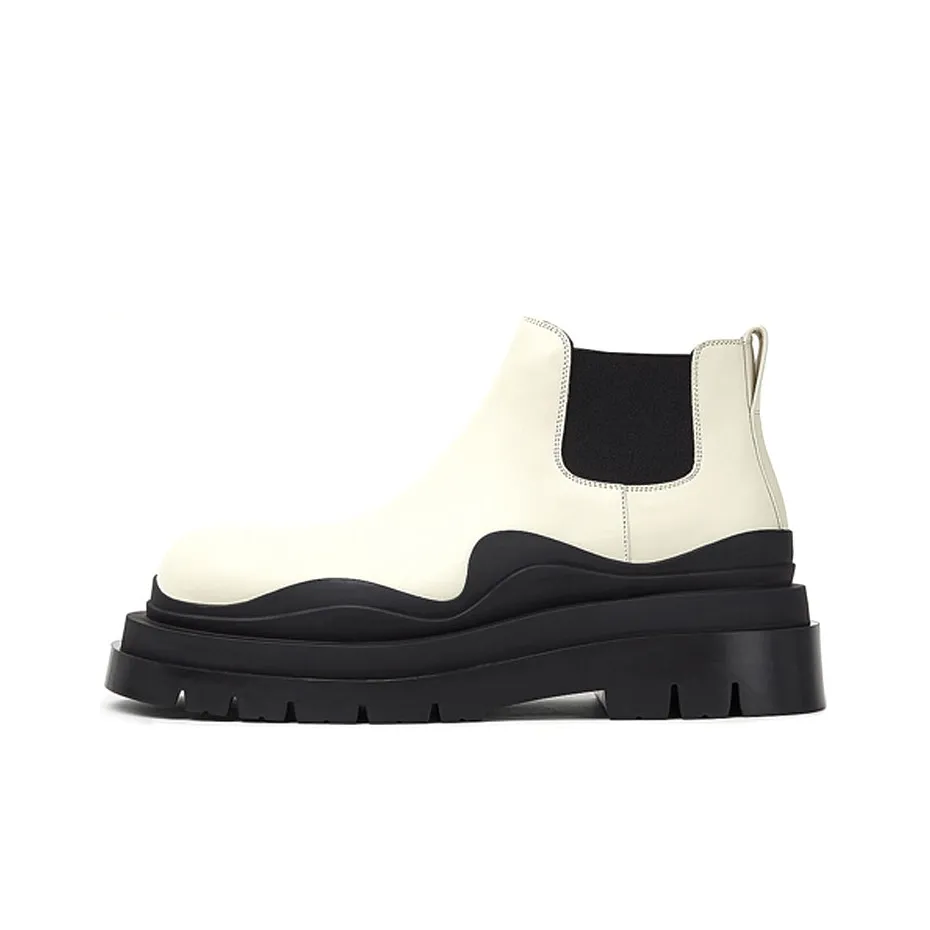 Bottega Veneta Tire Chelsea Short Chelsea Boots Men's Black White