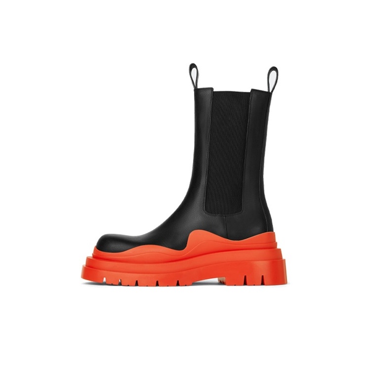 How to Choose the Right Size for Bottega Veneta Lug Boots