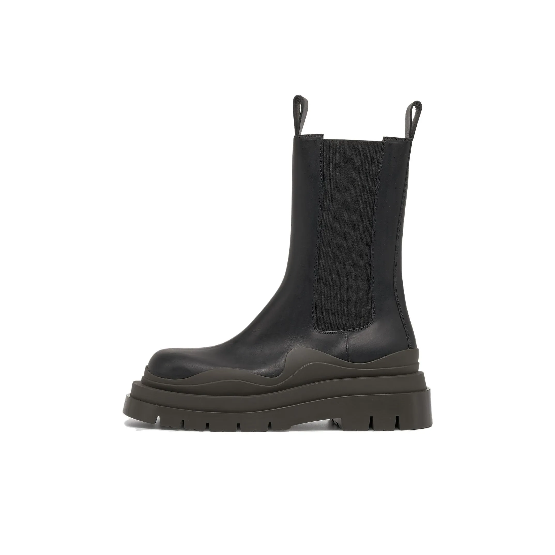 Bottega Veneta Tire Chelsea BV Crew Chelsea Boots Women's Black Brown