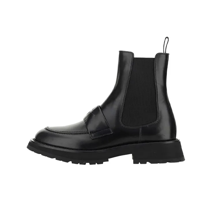 Alexander McQueen Round Toe Boots
