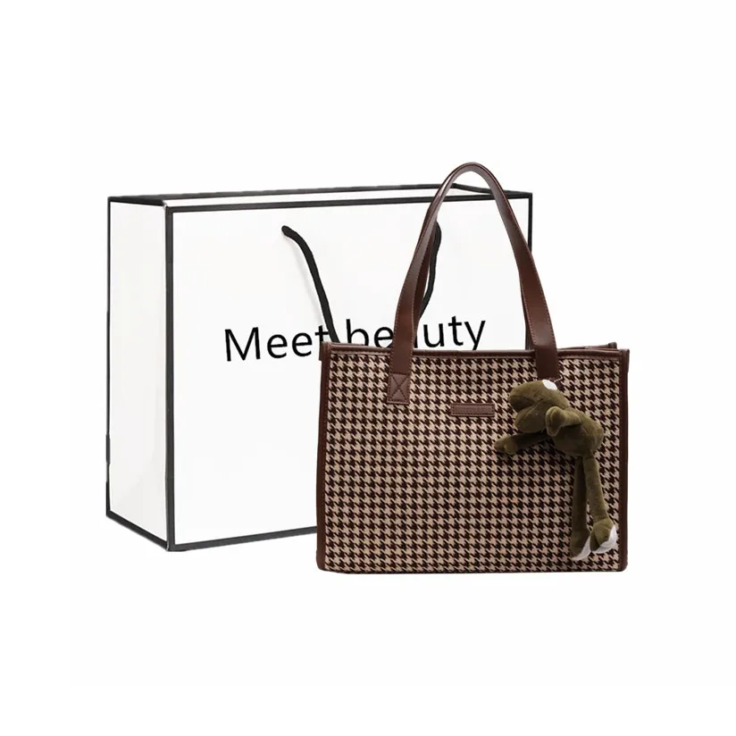 Fitchell ПУ (полиуретан) Тоут Сумка Сумка через плечо Стандартная Женская Коричневый Черный