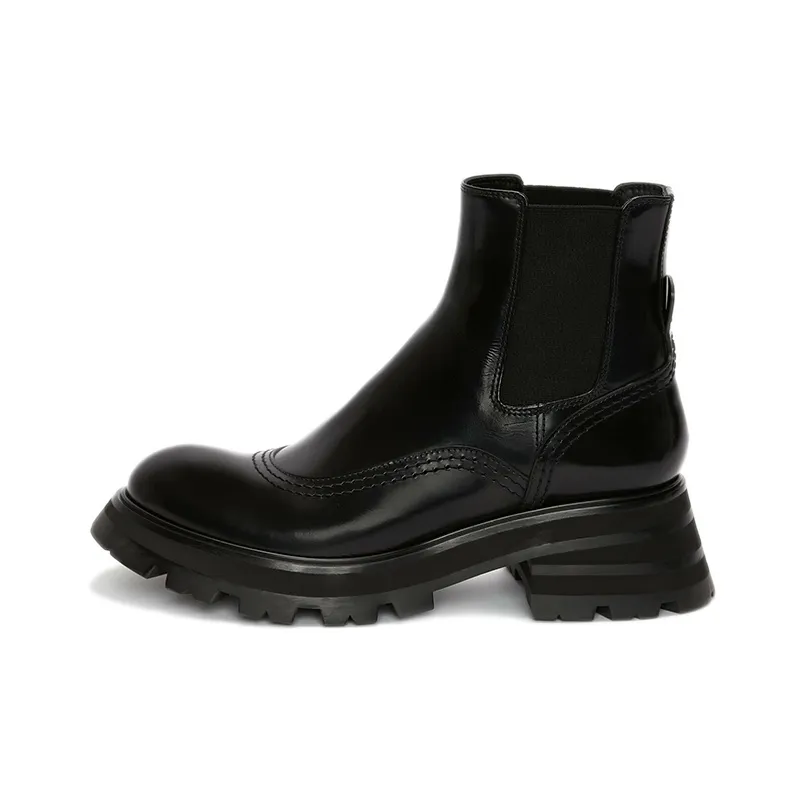Alexander McQueen Wander Panelled Chelsea Boots Women's