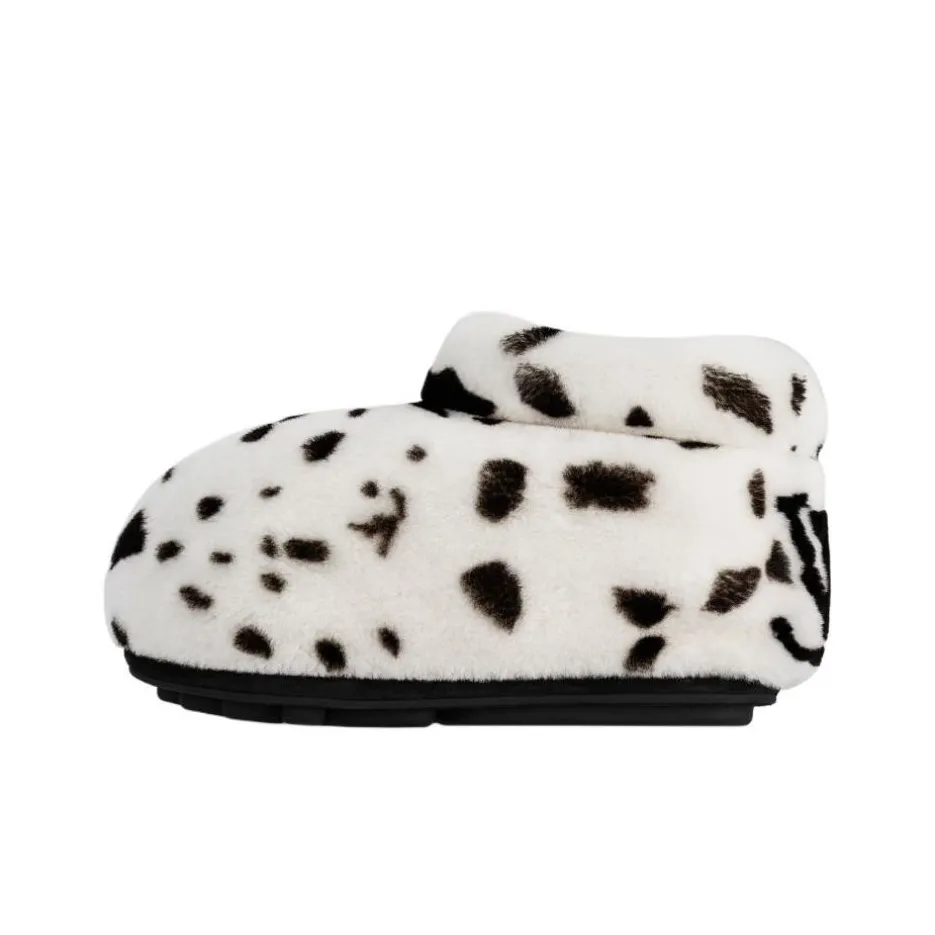 LOUIS VUITTON Lv Footprint Low Boot White Black