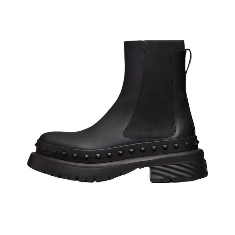 Valentino Garavani Rockstud Round Toe Ankle Boots