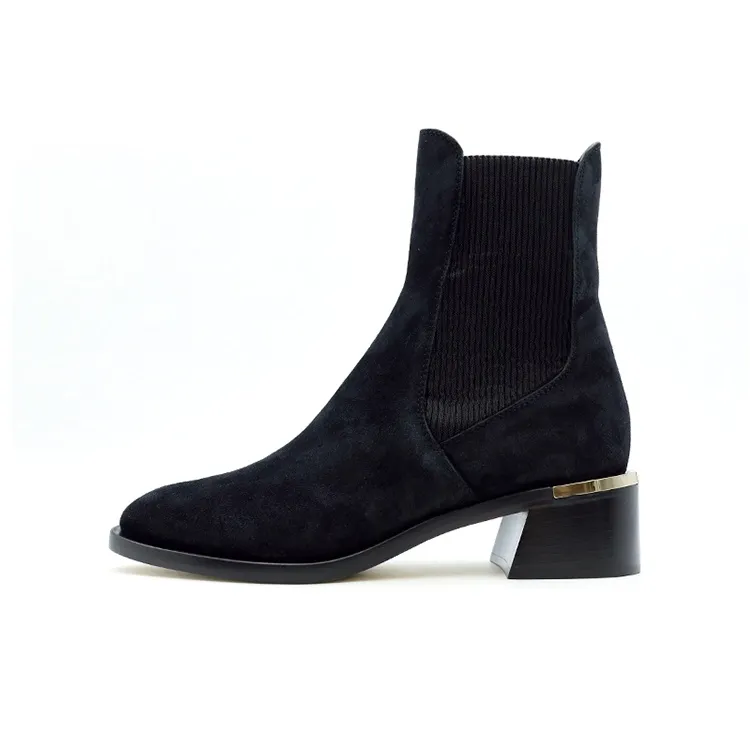 Jimmy Choo Chelsea Boots perforated-detail Women's Black