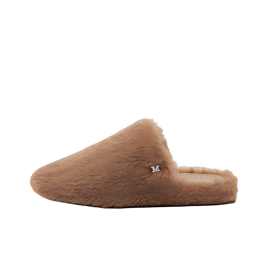 MaxMara Домашние тапочки Женские CAMEL