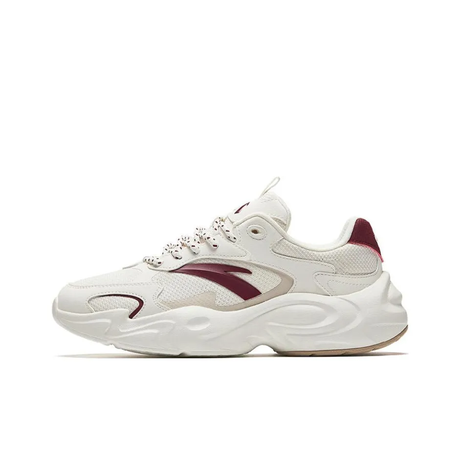 ANTA Travel Style Низкий Топ Повседневная Обувь Женская Белая Красная