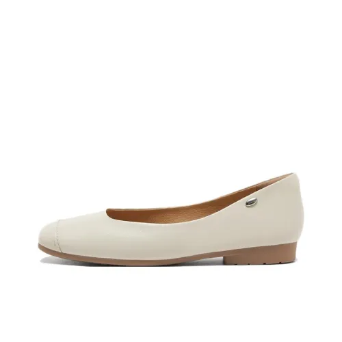 BATA Женские повседневные туфли Женские
