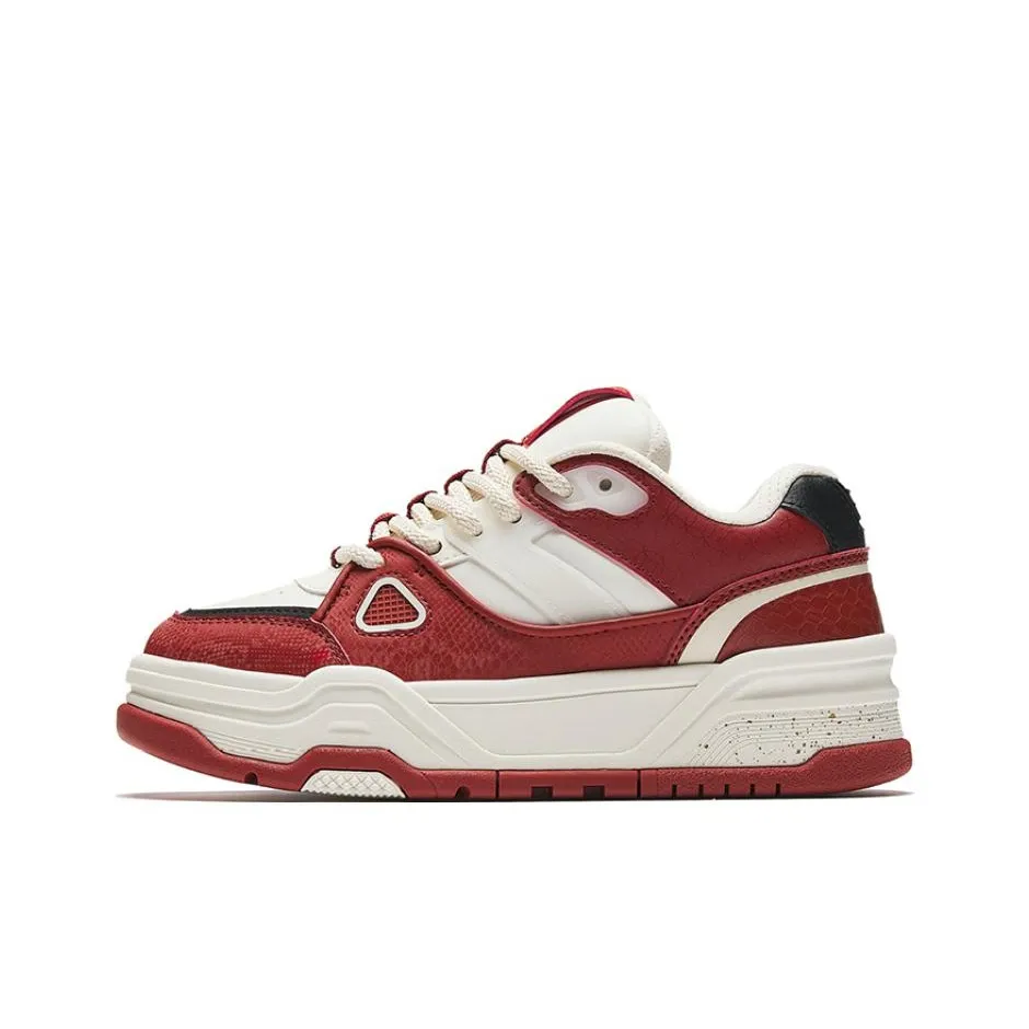 ANTA Противоскользящие и износостойкие визуально увеличивают рост низкие кроссовки для скейтбординга женские белые красные черные