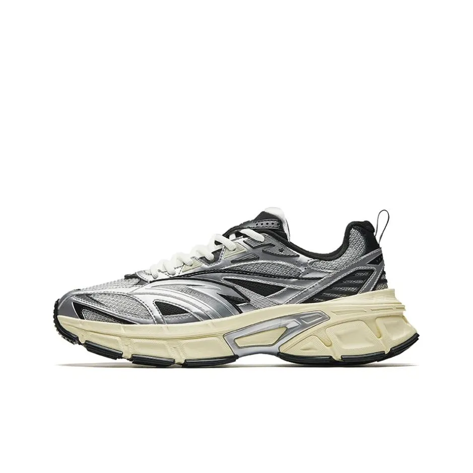 ANTA Pale Heron противоскользящий и износостойкий увеличивающий высоту низкий топ кэжуал мужской серебристо-черный