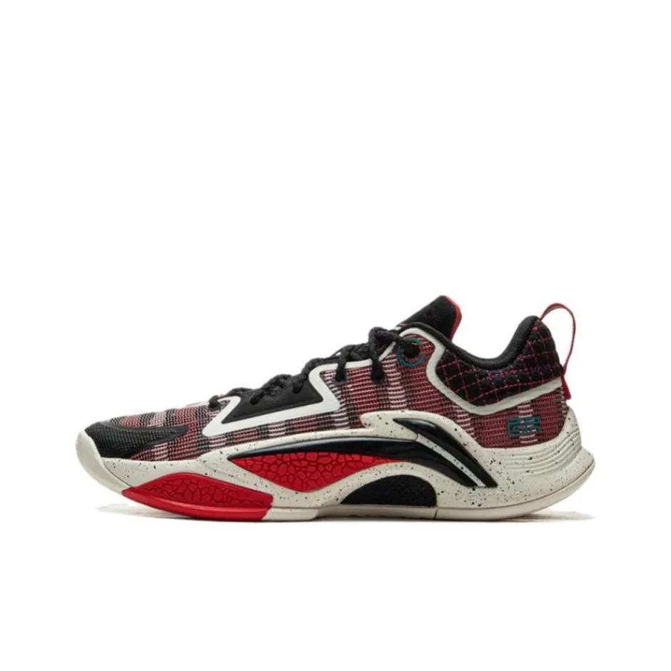 LiNing Anti Slip And Wear Resistant Support Rebound Low Top Outdoor Basketball Shoes Men
s Cinnabar