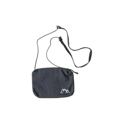 COMFY OUTDOOR GARMENT Сумки через плечо Черный Унисекс