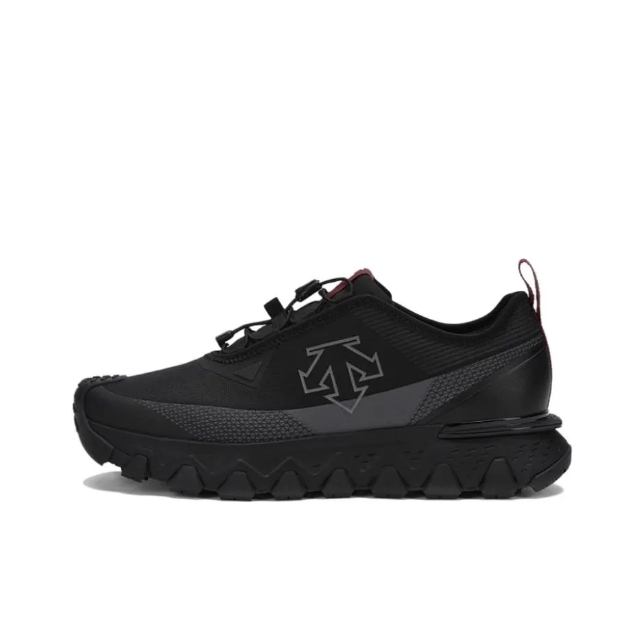 DESCENTE SKI STYLE Anti-Slip Wear-Resistant Low-Top Hiking Shoes Men's Black