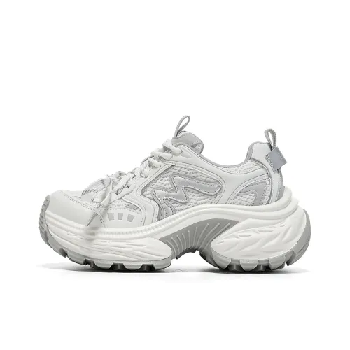 EBLAN Толстоподошвенные кроссовки Low Top Бежевые Женские