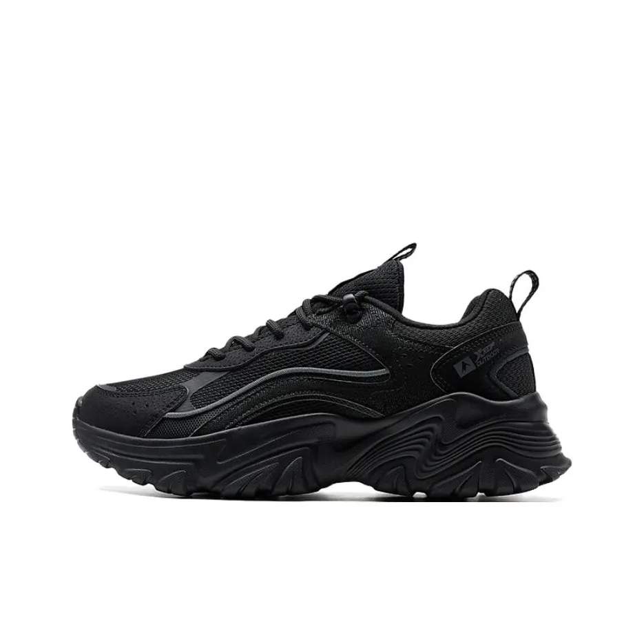 XTEP Outdoor Shoes Women's Low-Top