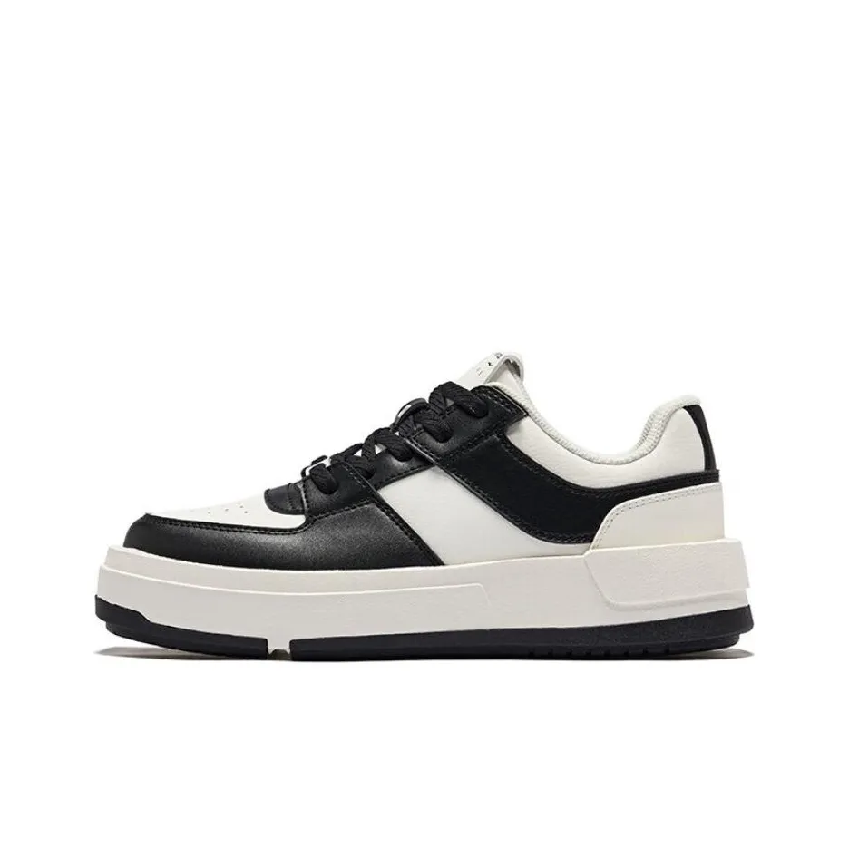 Erke Покрытие Slip-Resistant и Abrasion-Resistant Низкие Кроссовки для Скейтбординга Женские Белые Черные