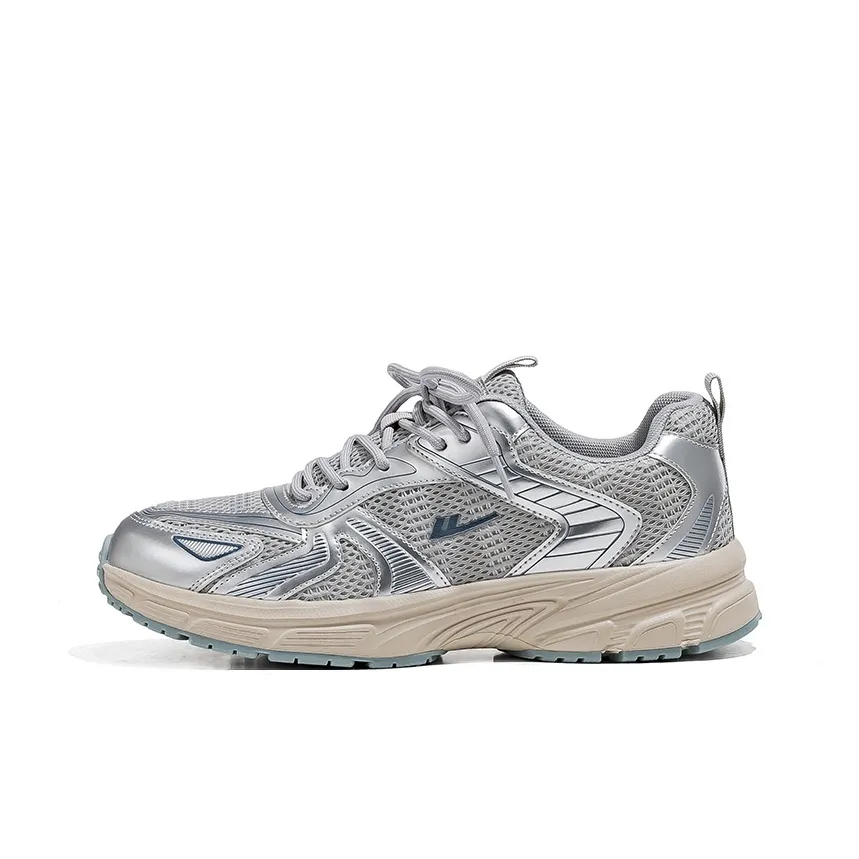 Warrior Low Top Running Shoes Men's Silver Gray