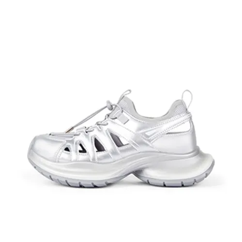 TOOMANYSHOES Толстоподошвенные кроссовки Low Топ Женские