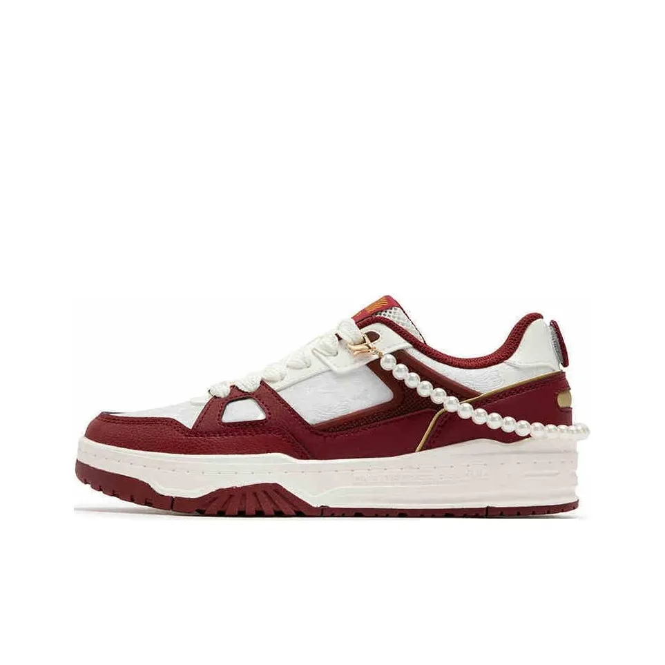 361° Anti Slip Wear Resistant Low Top Skateboard Shoes Women's White Red
