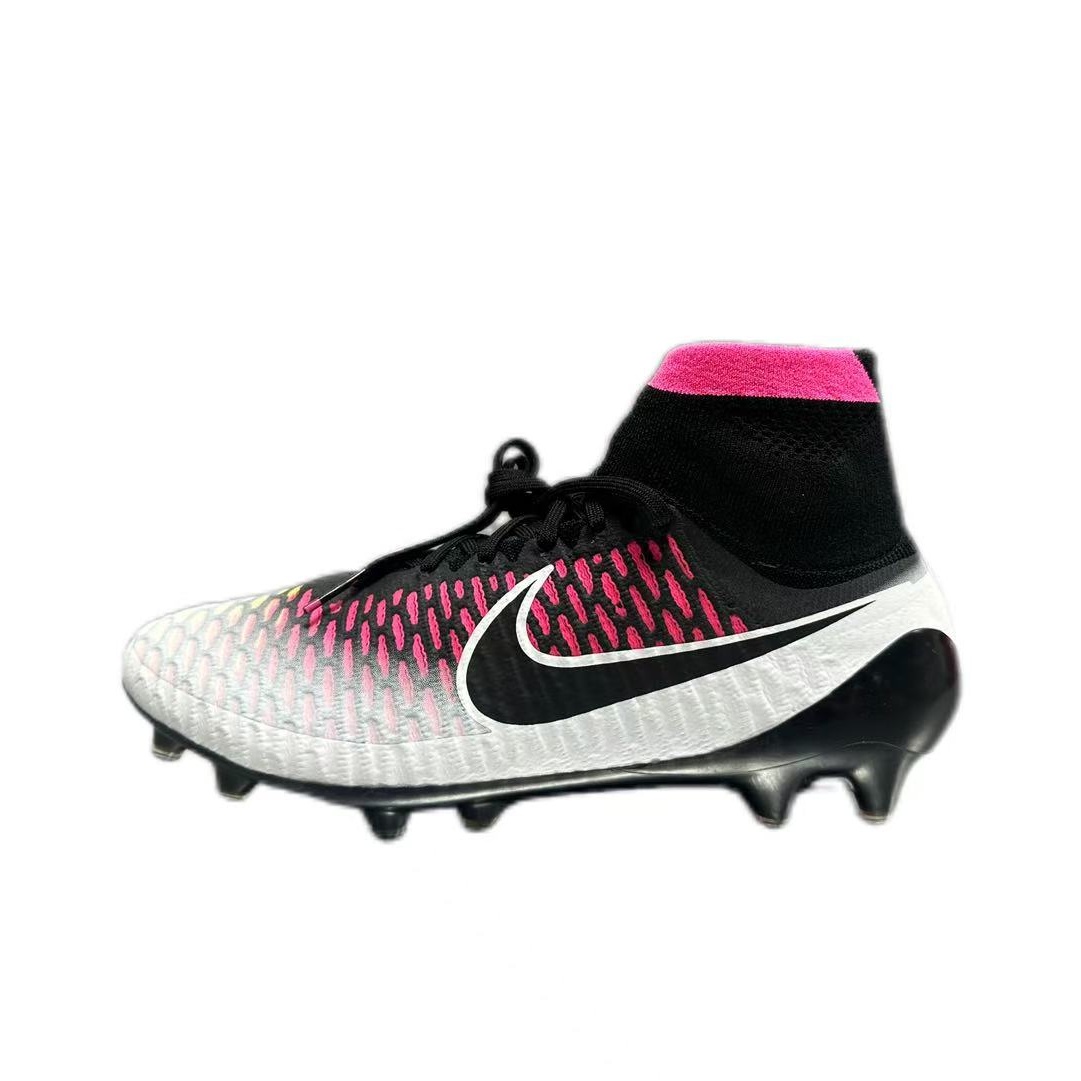 Top 10 Nike Magista Obra Football Boots for 2025: Elevate
