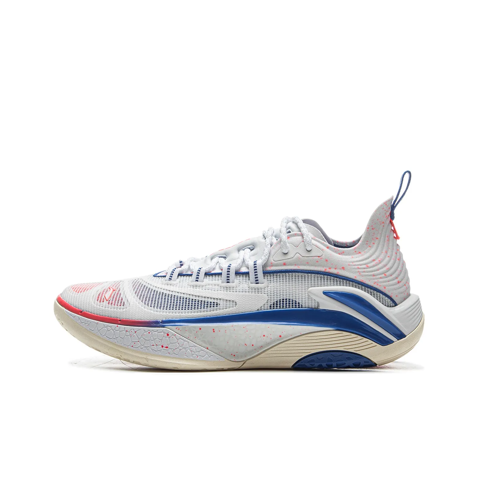 LiNing Cushioned Slip Resistant Breathable Rebound Low Top Outdoor Performance Basketball Shoes Men's Standard White