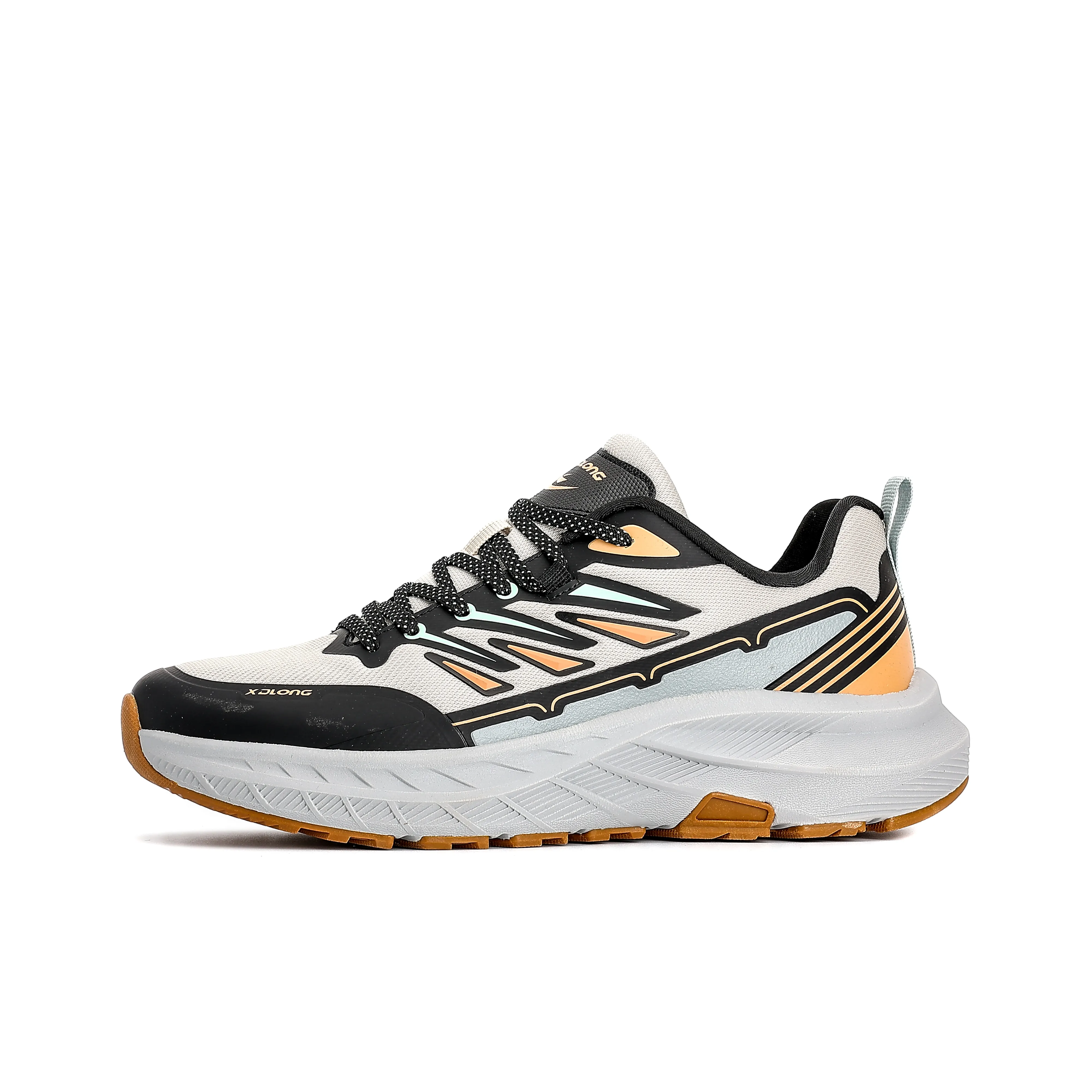 XIDELONG Breathable Lightweight Slip Resistant Low Top Carbon Plate Sprint Running Shoes Men
s White Black
