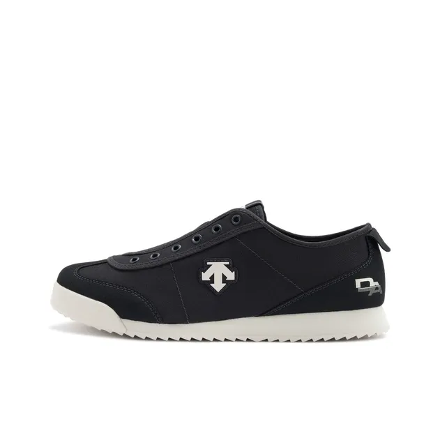 DESCENTE Abrasion Resistant Low Top Casual Shoes Men's Black