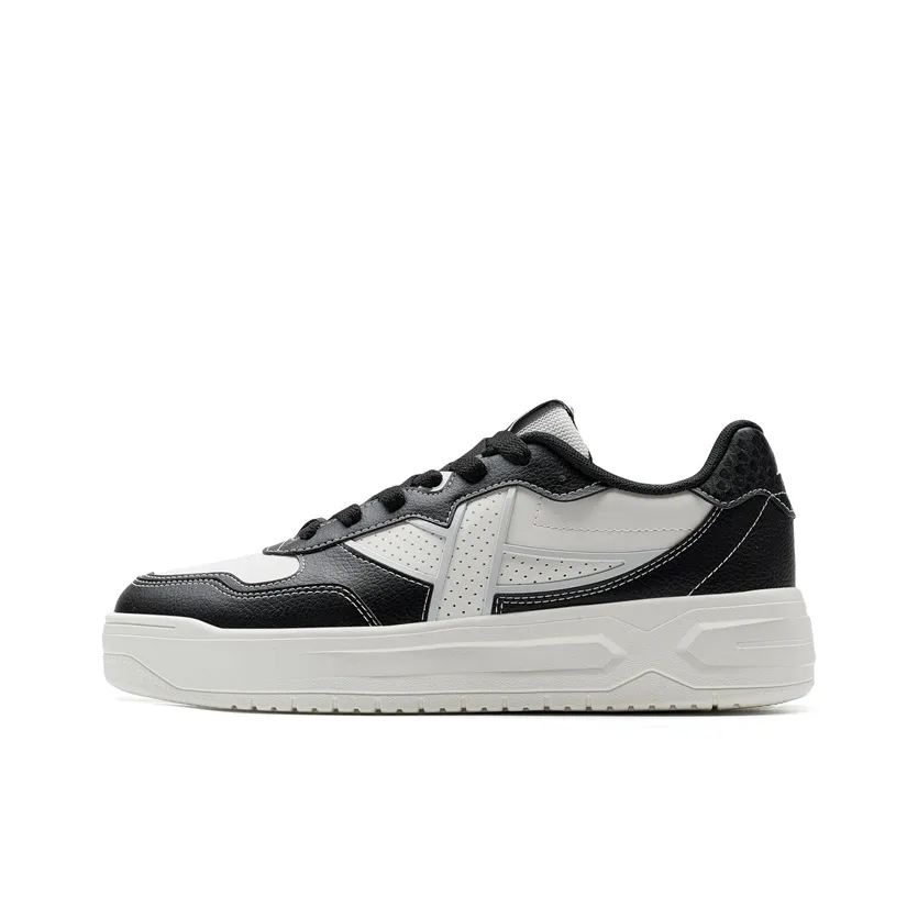 XTEP Air Force One Coverage Slip-Resistant Support Low-Top Skateboard Shoes Men's Black White