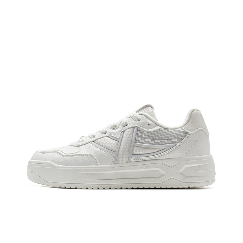 are air force ones slip resistant