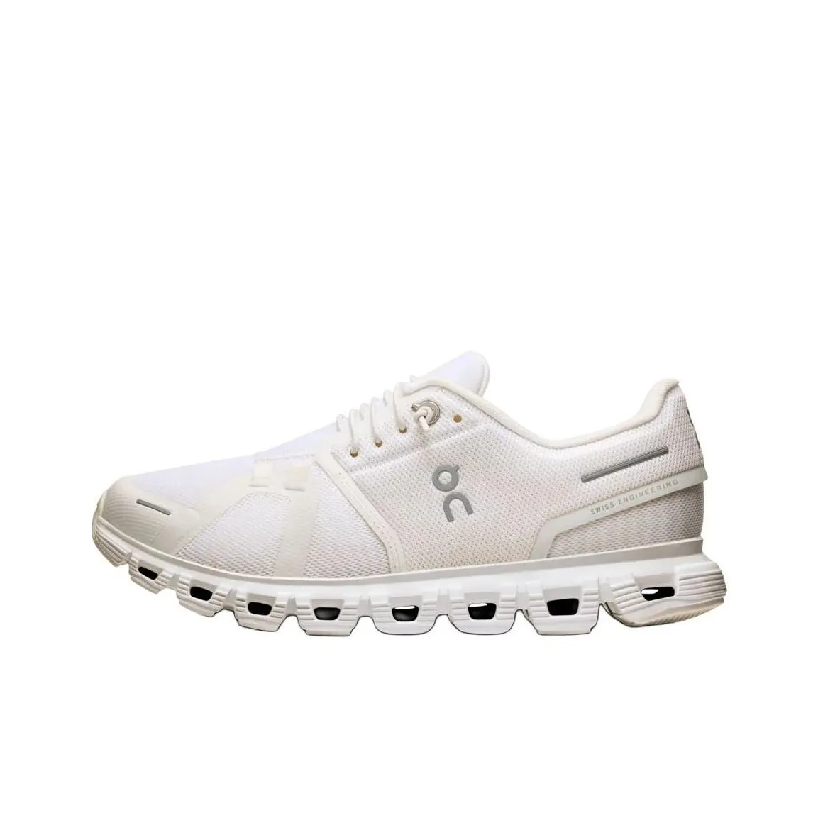 Cloud 6 Women's On 'Triple White' Women's