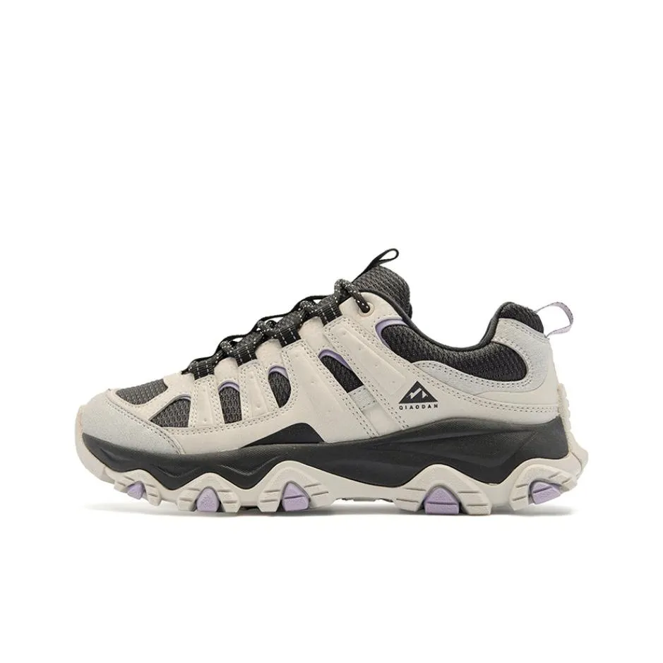 QIAODAN Беговые кроссовки Низкий верх Бежевый Черный Женские