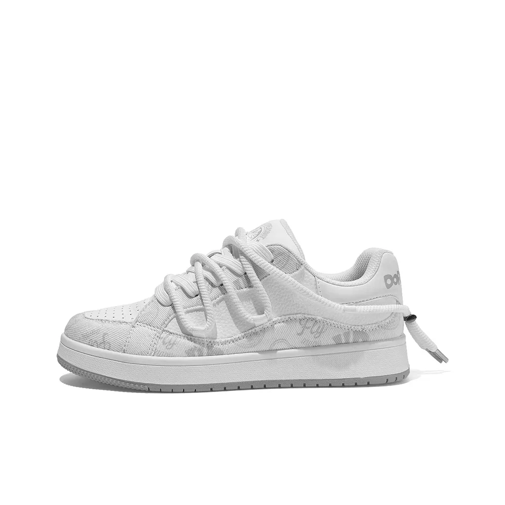DoraemonA Low Top Skateboard Shoes Unisex