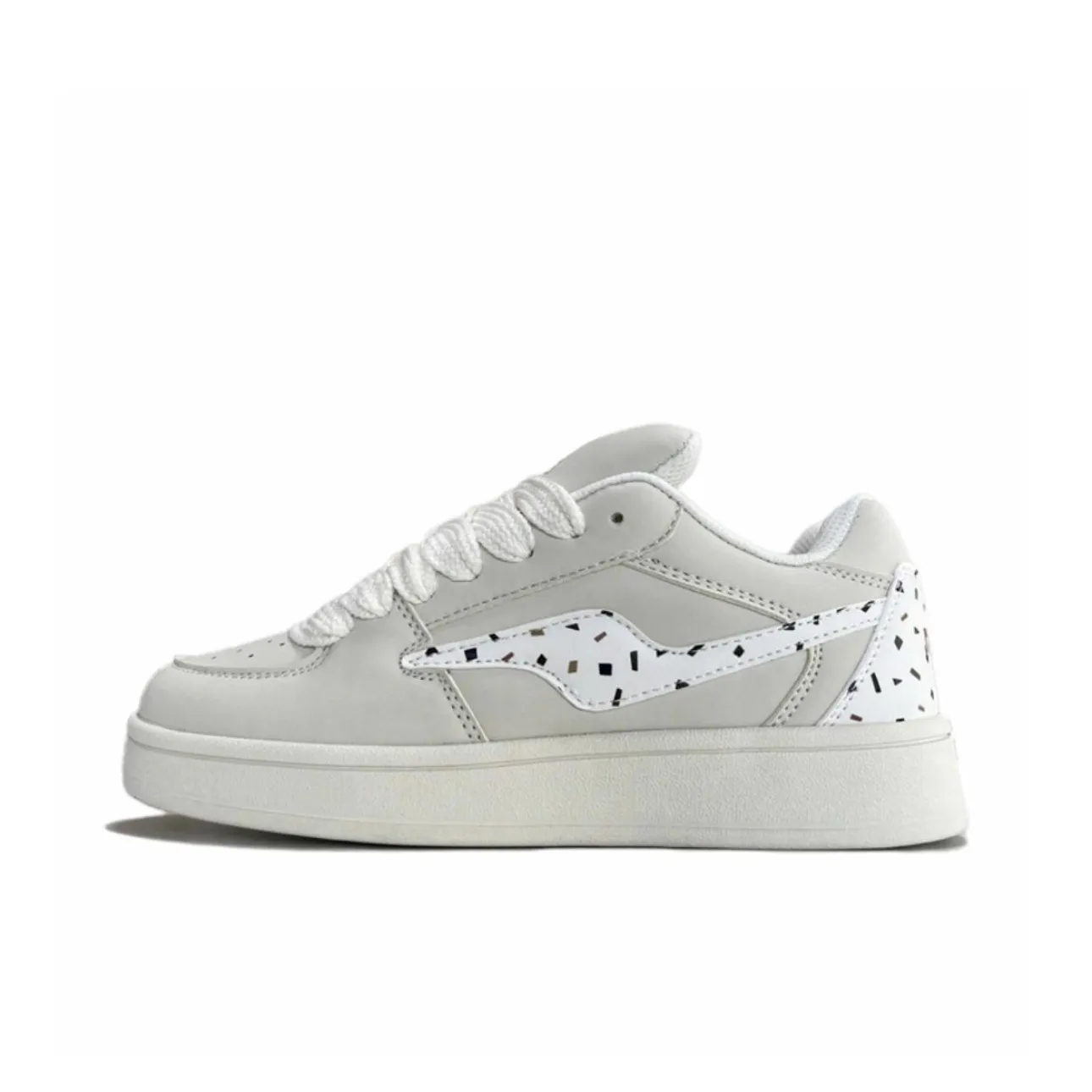 LIANGHUO Slip-resistant Abrasion-resistant Lightweight Breathable Low-top Skateboarding Shoes Women's Lace White LIANGHUO Противоскользящие Износостойкие Легкие Дышащие Низкие Кроссовки для скейтбординга Женские Кружево Белые