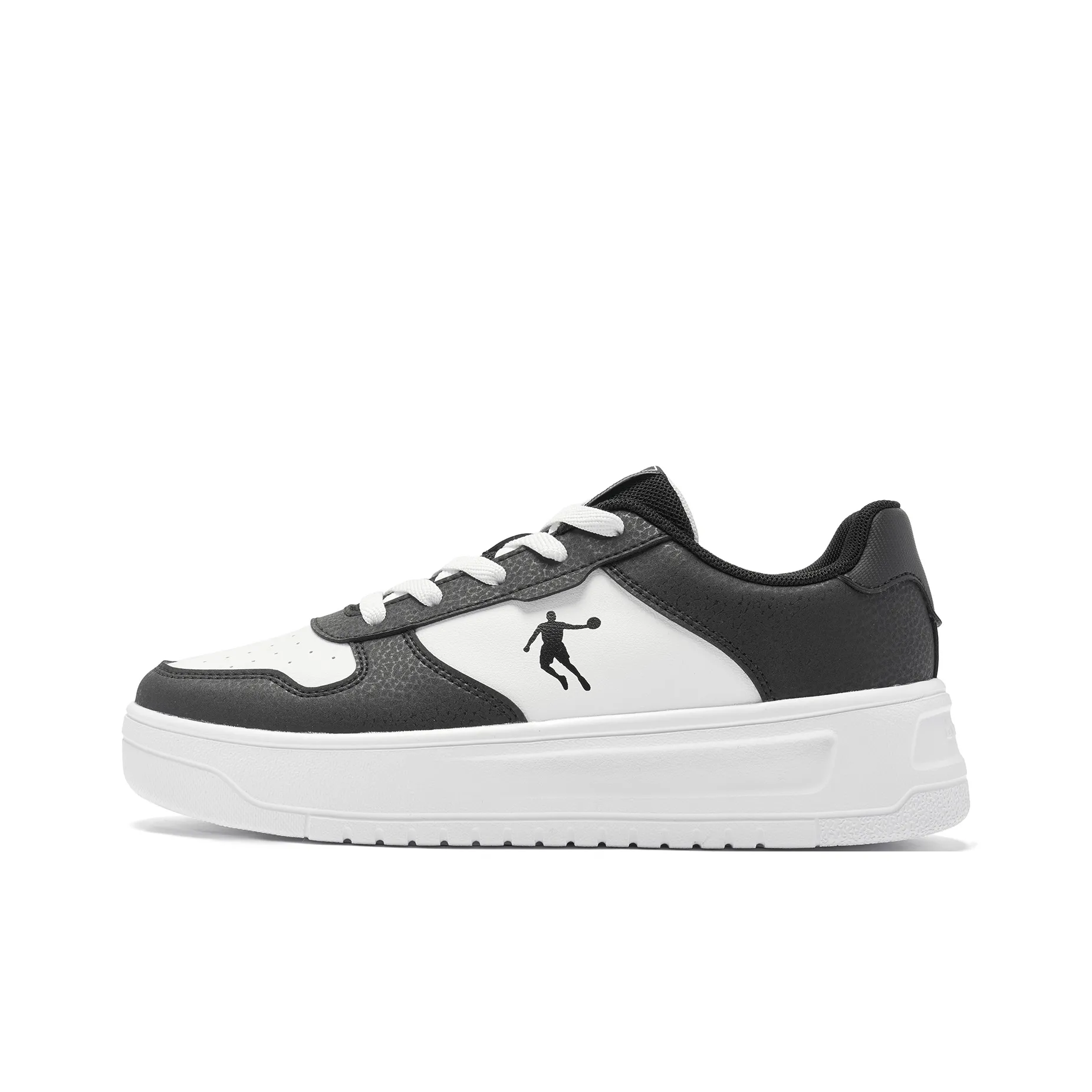QIAODAN Anti-Slip And Wear-Resistant Breathable Low-Top Skateboard Shoes Women's White Black