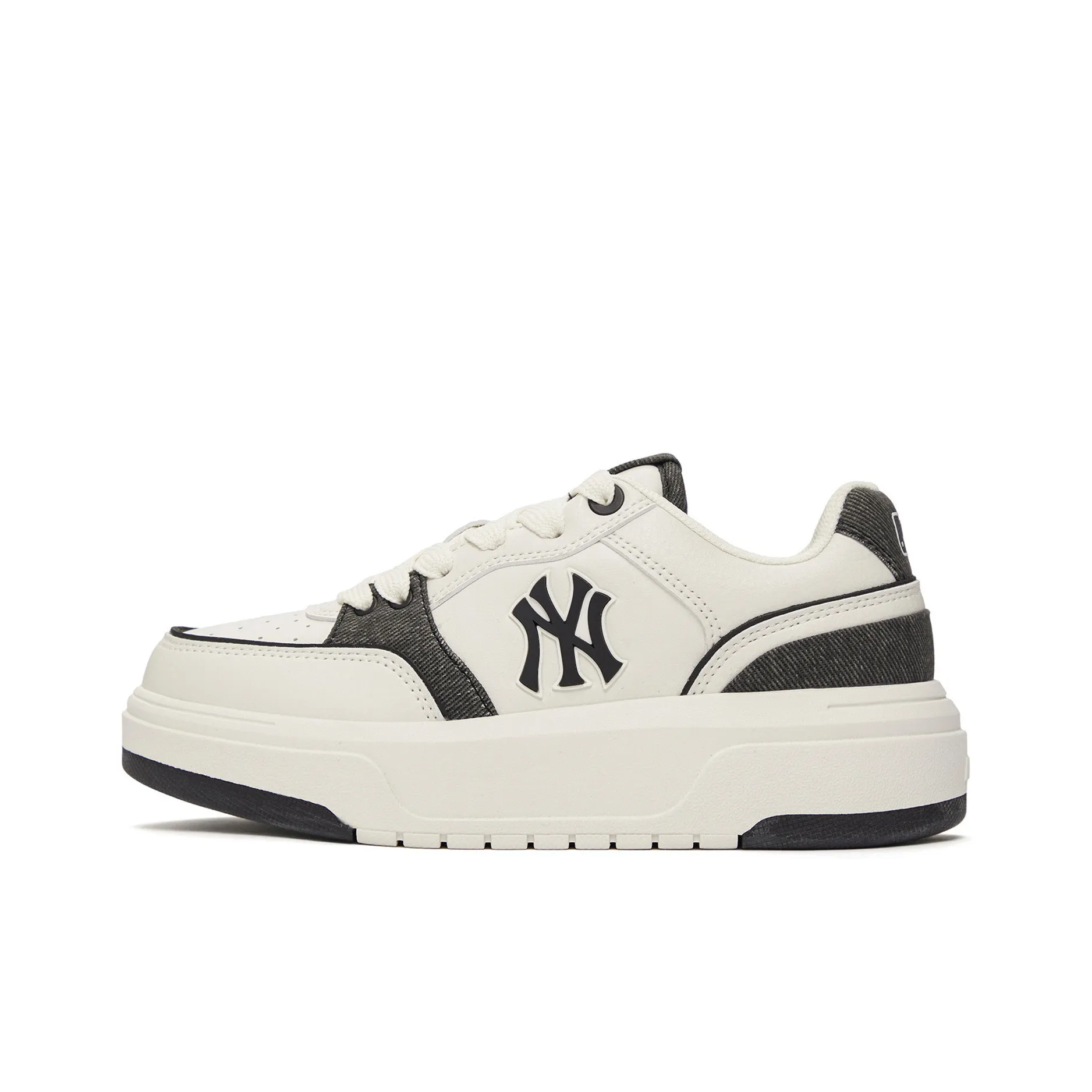 MLB New York Yankees Slip-Resistant Height Increasing Low-Top Skateboard Shoes Unisex Black