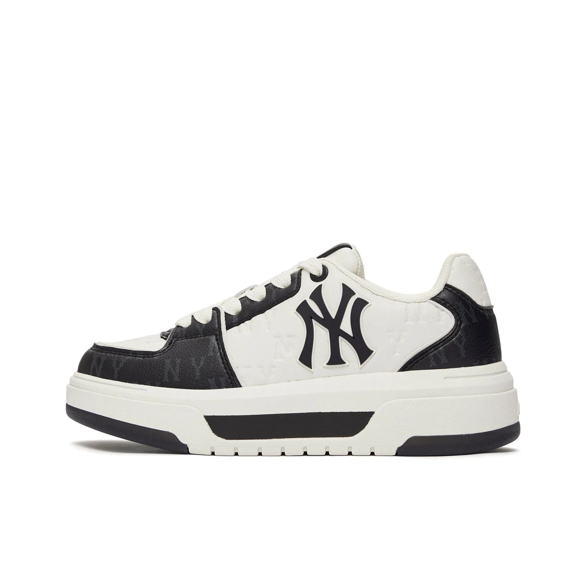 MLB New York Yankees Anti-Slip And Wear-Resistant Height Increasing Low-Top Skateboard Shoes Unisex Black White