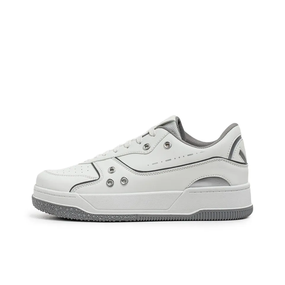 Boogie Bear Low Top Skateboard Shoes Men's